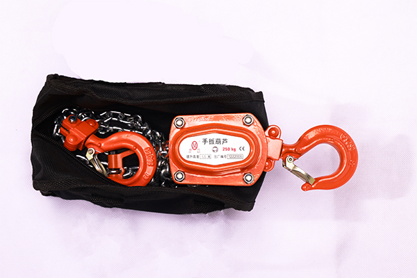 0.25噸手扳葫蘆體積小可裝包里 0.25噸手扳葫蘆體積小可裝包里